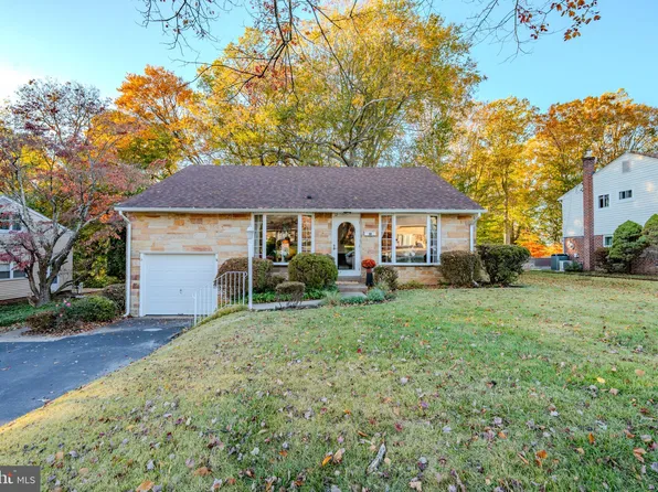 12 Lincoln Ln, Broomall, PA 19008