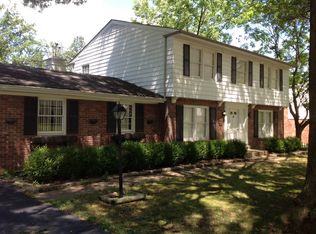 11711 Parkshire Dr, Saint Louis, MO 63126