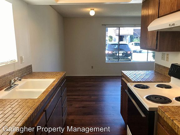4th image of 508 W Arrellaga St APT 13