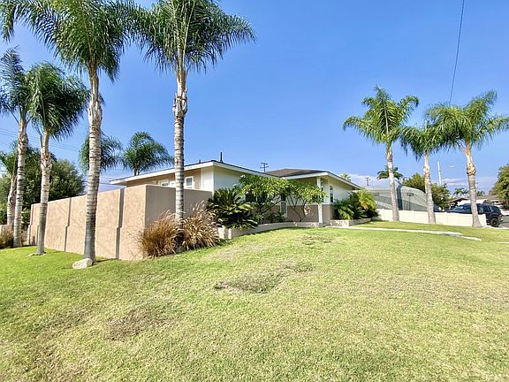 2nd image of 14901 Oakbury Dr