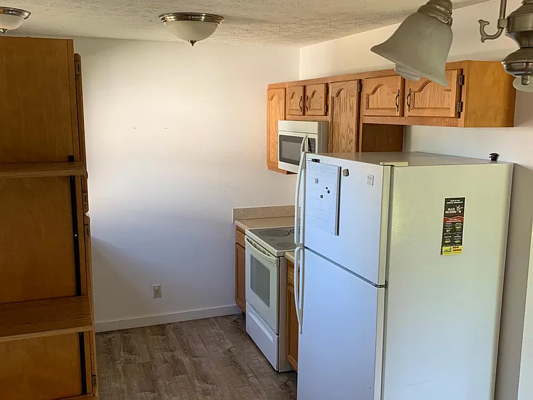 3665 Goodall Ct — Photo 12