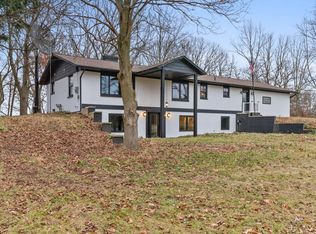 2114 Island Dr, Hastings, MI 49058