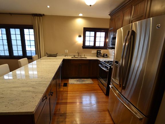 4th image of 4131 Floral Ave APT 3