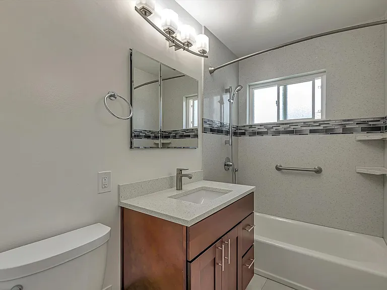 1112 Di Napoli Dr — Photo 28