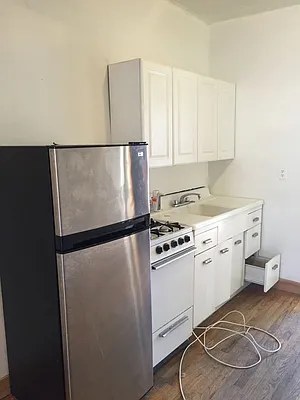 Rented by Grand & Co. | media 25