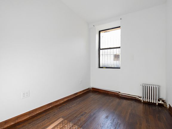 4th image of 527 W 135th St #2XX