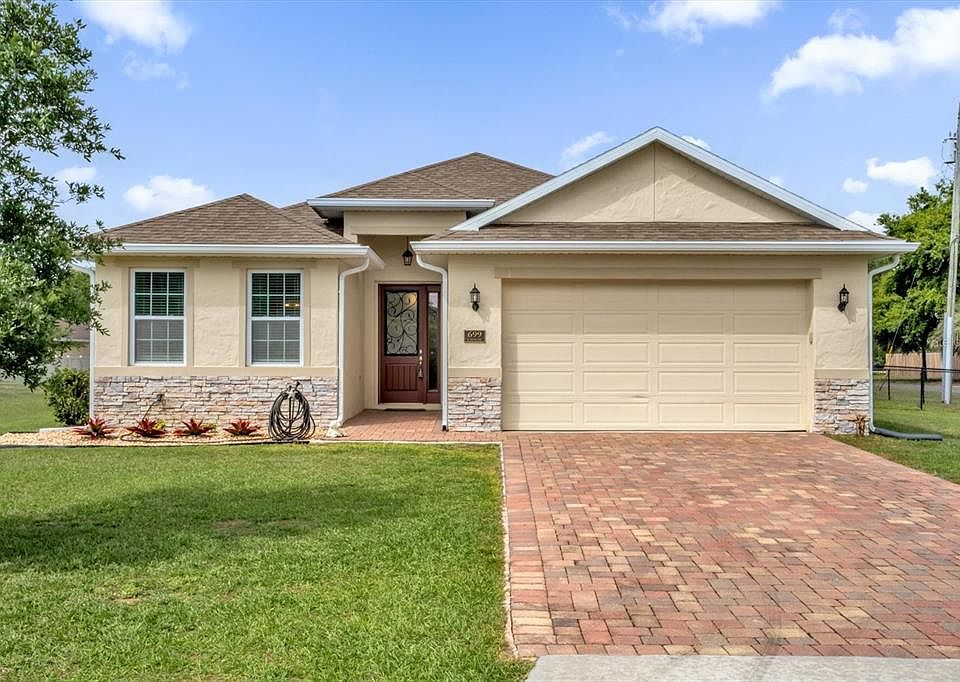 1st image of 699 S Dixie Dr