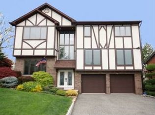 38 Jani Ct, Clifton, NJ 07013