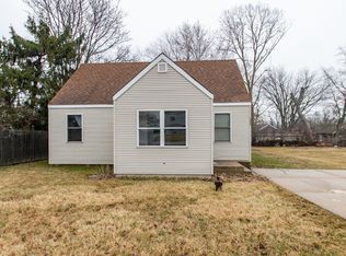 3229 Cornell Rd, Waukegan, IL 60087