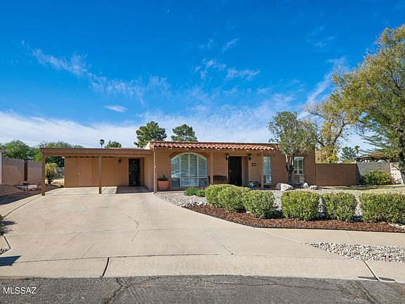 2nd image of 8605 E Lee Ln
