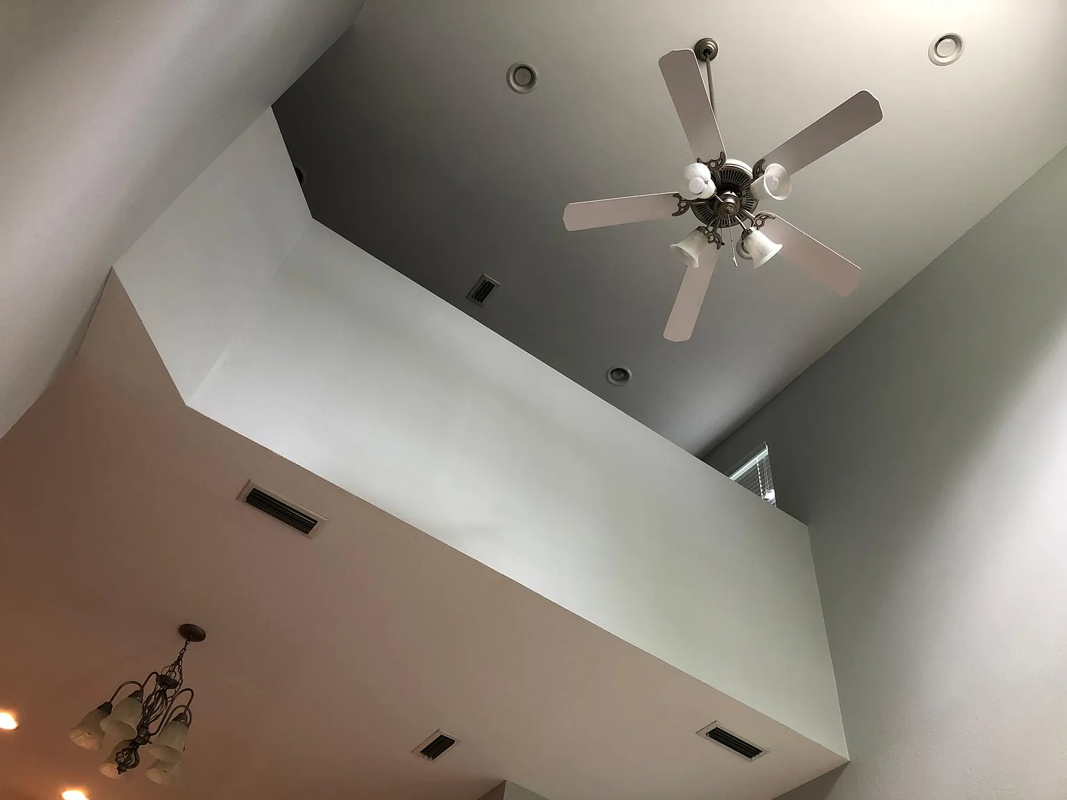 3 bed, 2.5 bath, 1490 sqft, $1,450 — Photo 3