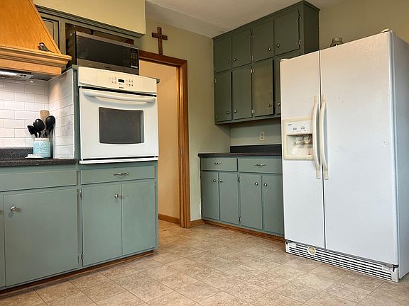 5th image of 204 Homecrest Ave SE
