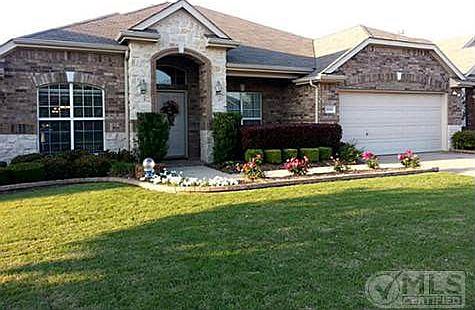 2nd image of 3020 Claybrook Dr