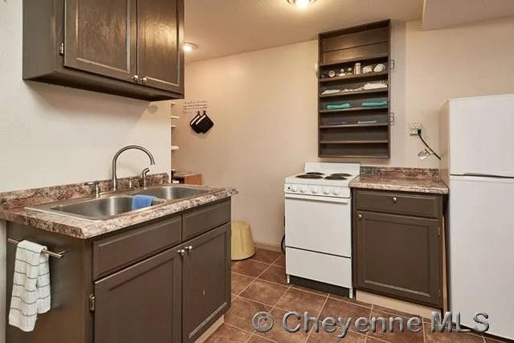 1 bed, 750 sqft, $950 — Photo 4