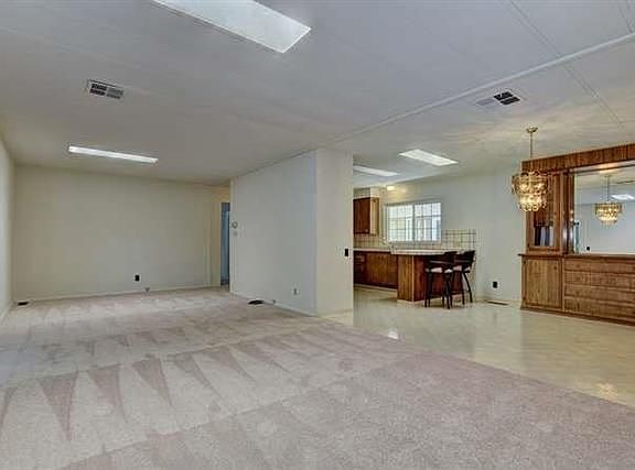 2nd image of 98 Quail Hollow Dr