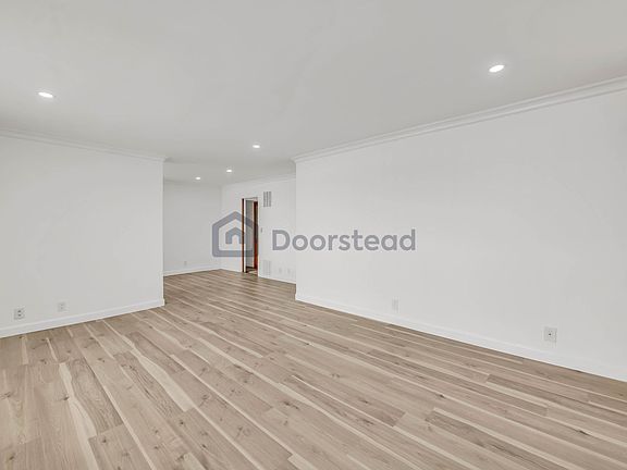 5th image of 1800 N Gramercy Pl APT 2