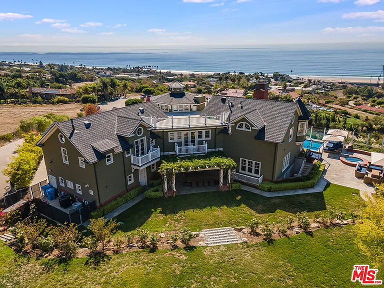 6277 Sea Star Dr — Photo 2