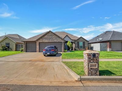 2613 Falling Leaves Dr, Weatherford, OK, 73096