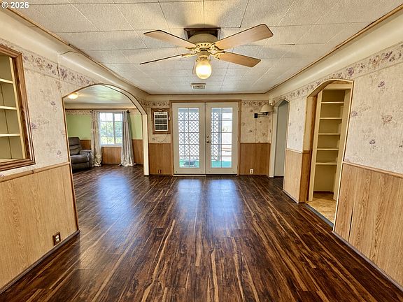 3rd image of 85885 1st St