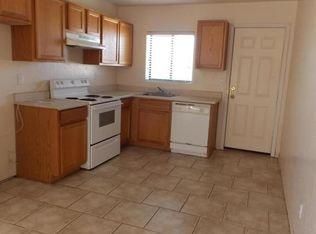 10025 W Lynx Dr, Arizona City, AZ 85123