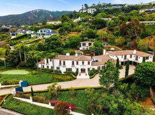 2643 Hidden Valley Rd, La Jolla, CA 92037