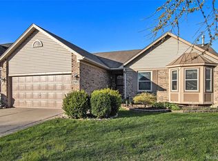 27185 Telstar St, Chesterfield, MI