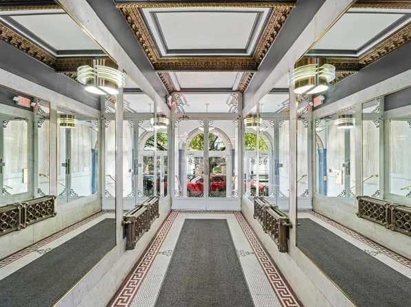 54 Magnolia Avenue image 14 of 17