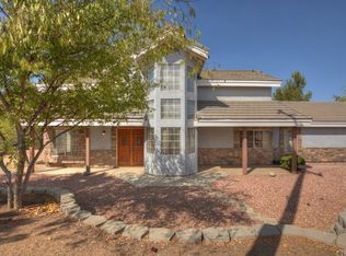 10575 Fir St, Oak Hills, CA 92344