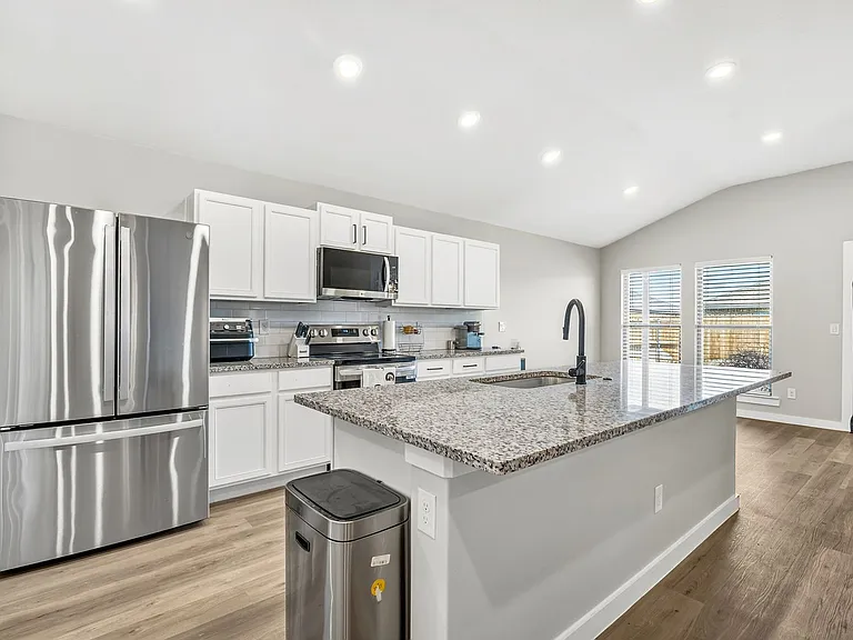1606 N Dover Ave — Photo 8