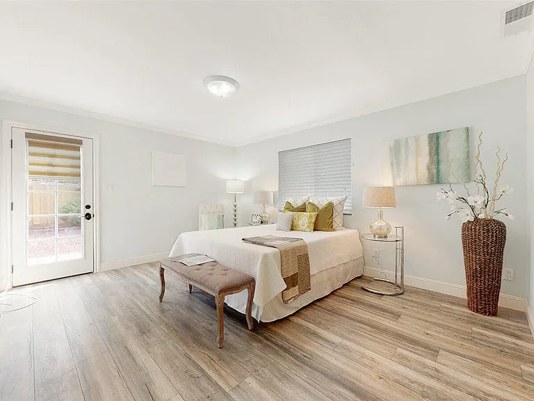 1212 Windermere Ave — Photo 11