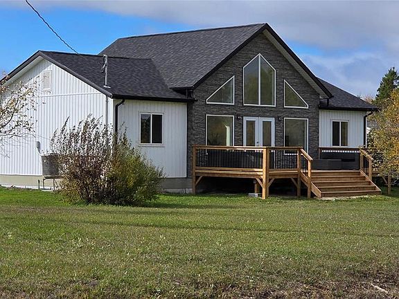 2nd image of 21 Pebble Beach Rd