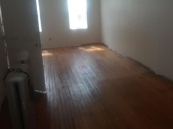 5th image of 3203 Junction Blvd Floor 2
