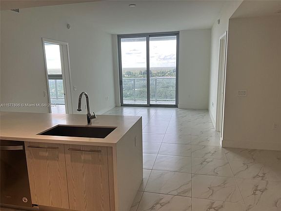 5th image of 2000 Metropica Way #1511