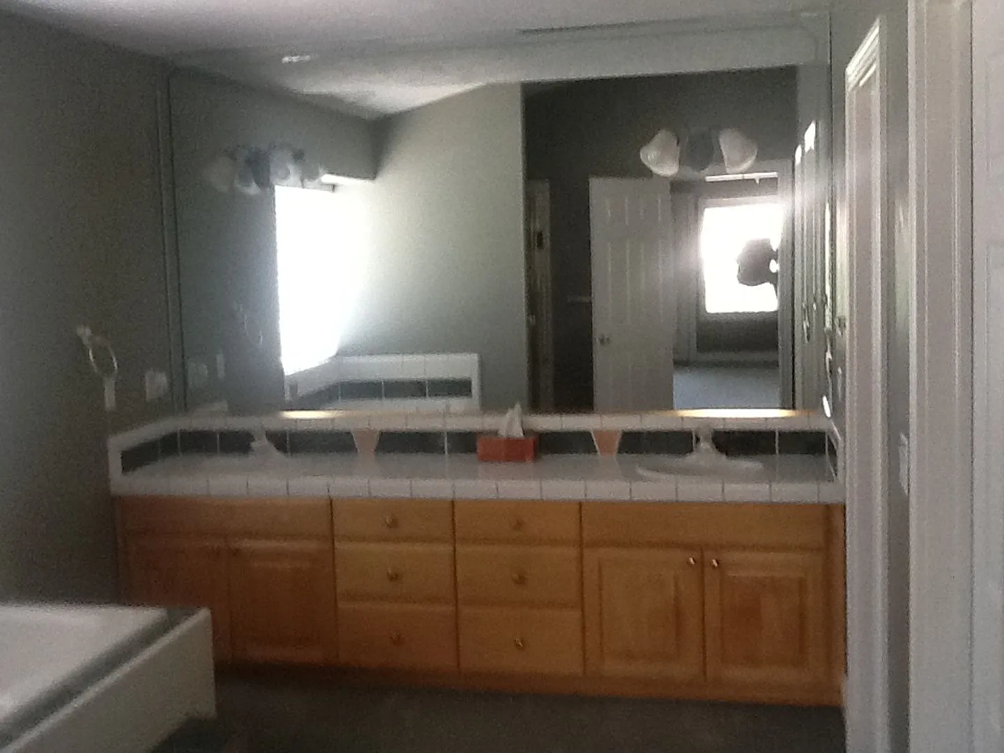4B/3B Home - 682 Lava Point Dr — Photo 4