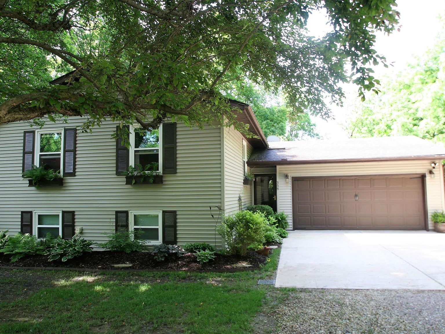 358 Heritage Dr, Mackinaw, IL 61755 Zillow