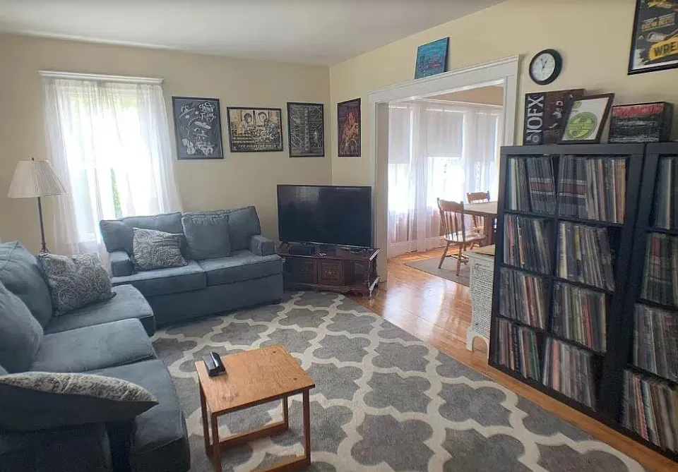 24 Edison Ave #1