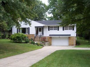 17760 Alexander Rd, Walton Hills, OH 44146