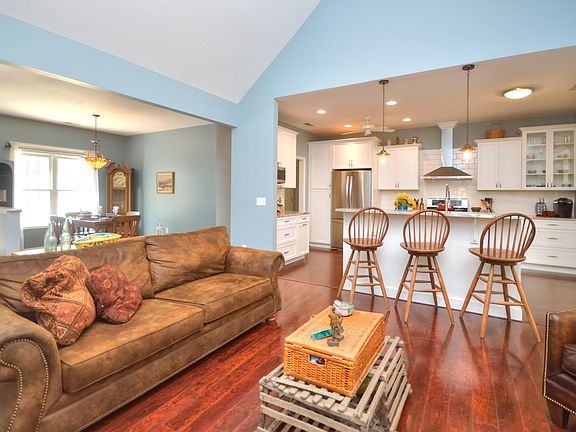 4th image of 2938 Trailwood Drive SE