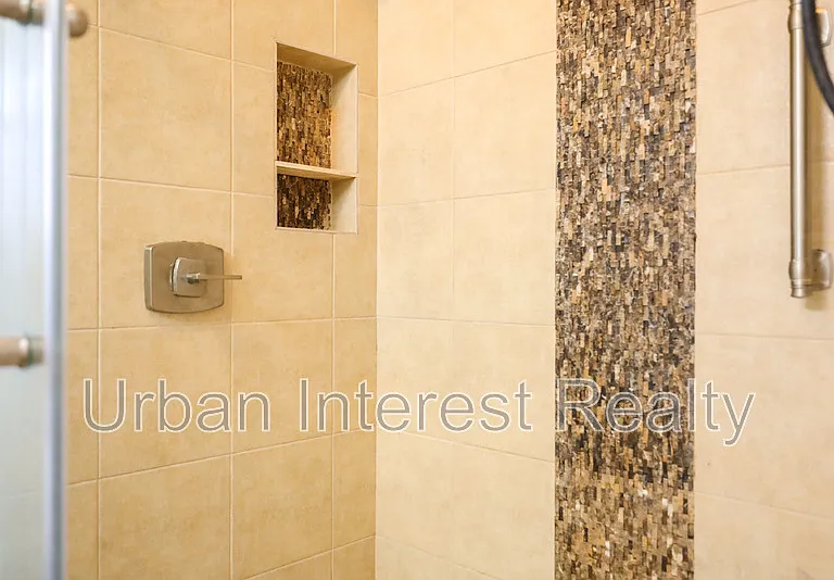 4658 Sunsail Cir — Photo 14