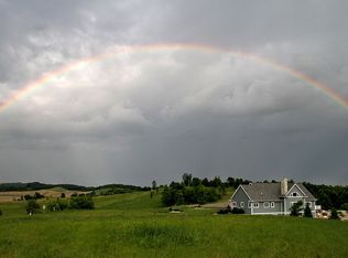 1471 Valley Estates Rd, Mondovi, WI 54755