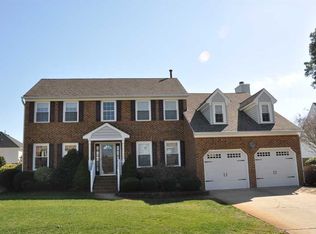 1421 Hunningdon Woods Blvd, Chesapeake, VA 23320