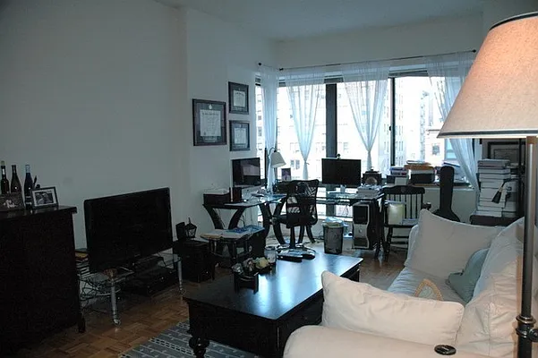 Rented by Rand Realty NY | media 73