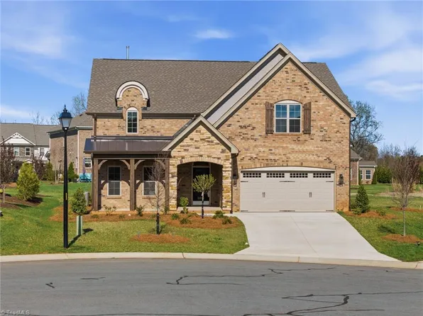 1092 Tulloch Ct, Burlington, NC 27215