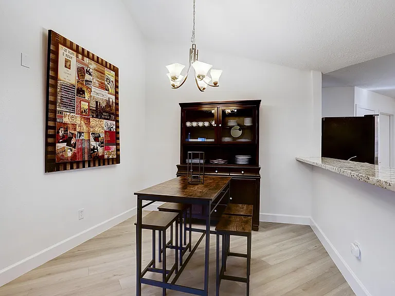 6819 Yardley Dr — Photo 7