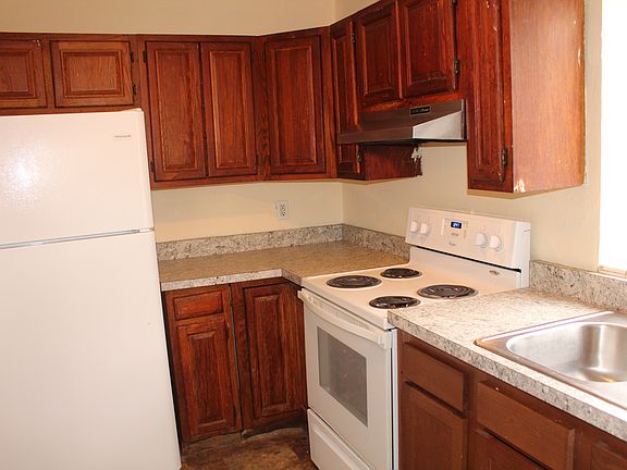 5th image of 805 Woodrow Wilson Pl #805A