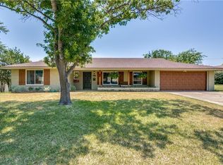 6413 Dakar Rd, Fort Worth, TX 76116