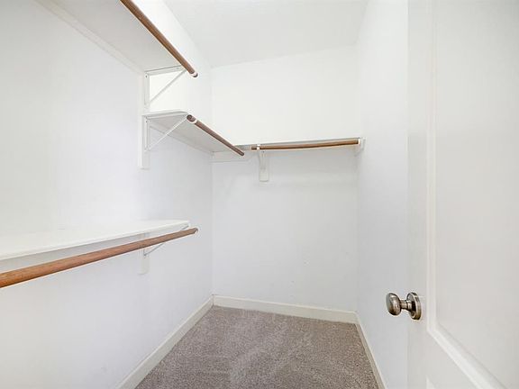 5th image of 2218 Bellefontaine St APT D