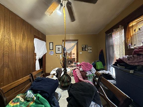 3rd image of 2219 Wallace St