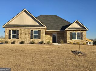 509 Capers Ln, Lizella, GA 31052