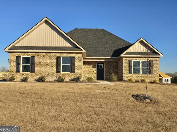 509 Capers Ln, Lizella, GA 31052
